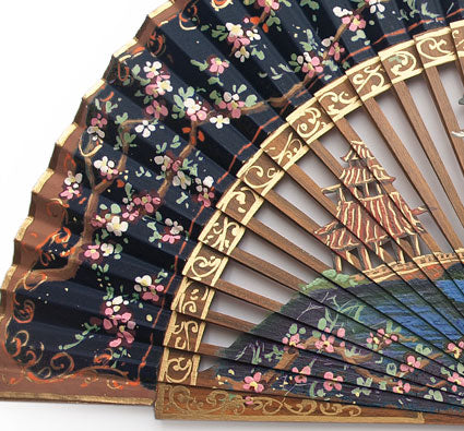 Classic Hand Fan CB1010